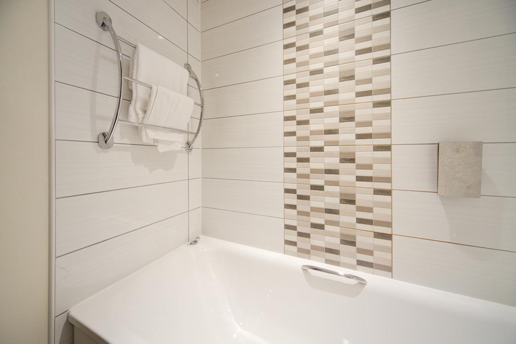 Belvilla Newport City Centre Hotel - Lifestyle Exterior photo